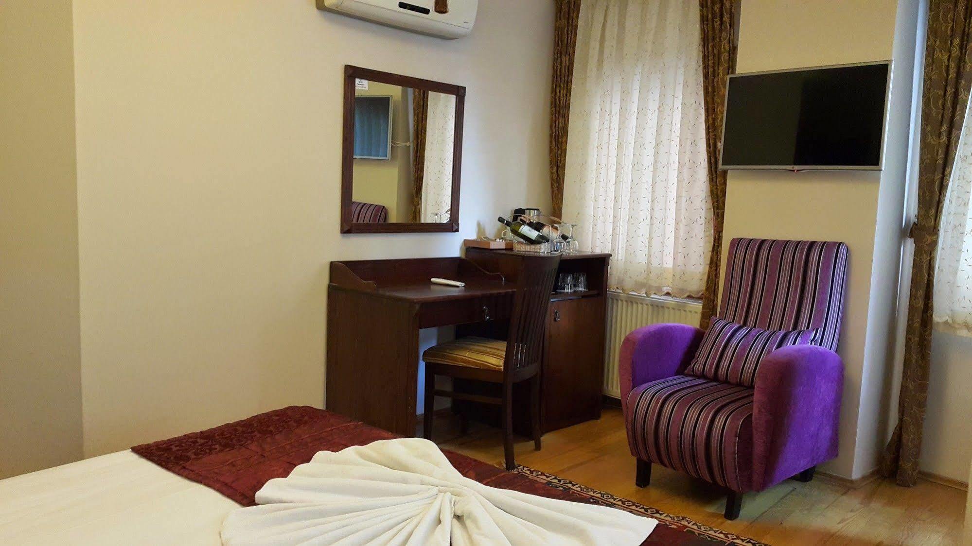 Berce Hotel Istanbul Exterior foto