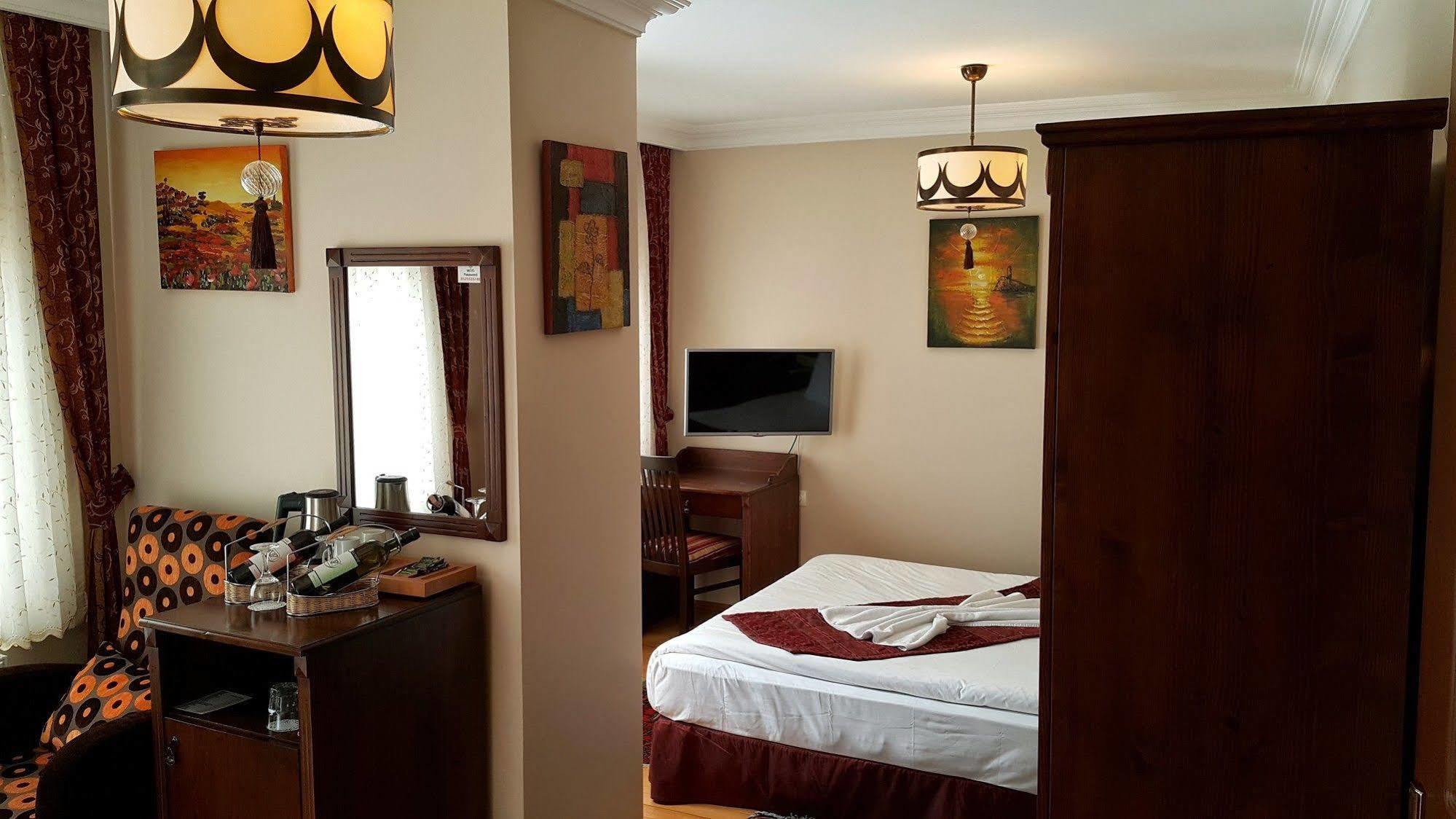 Berce Hotel Istanbul Exterior foto
