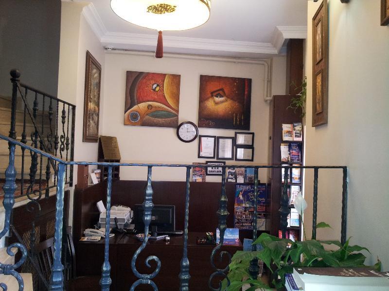Berce Hotel Istanbul Exterior foto