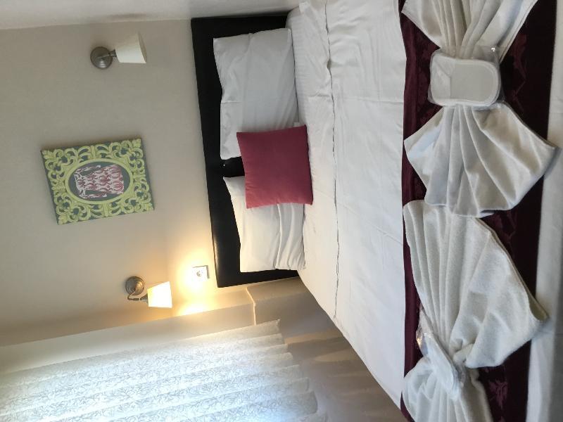 Berce Hotel Istanbul Exterior foto