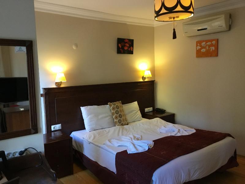 Berce Hotel Istanbul Exterior foto