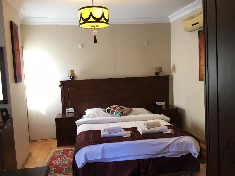 Berce Hotel Istanbul Exterior foto